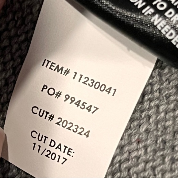 NEW Torrid Gray Pointelle Open Front Short Sleeve Shrug Sweater - Picture 9 of 10